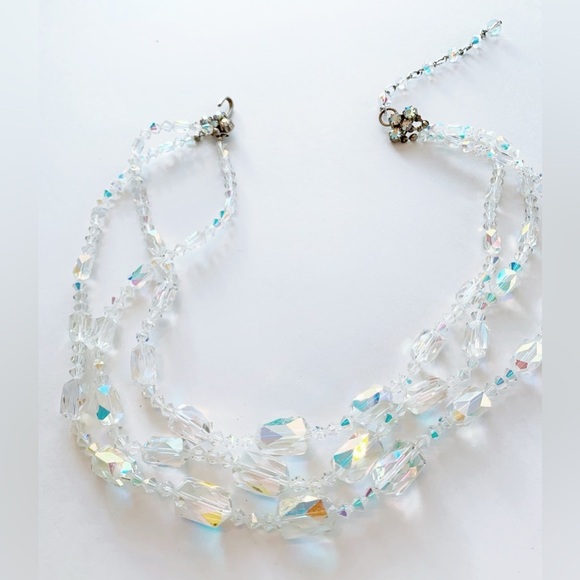 Beautiful Mid-Century Austrian Crystal Beaded Necklace - Picture 11 of 12